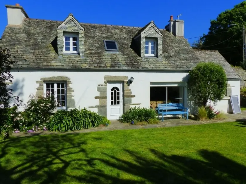 Maison de caractère à 600 m de la plage à Locquirec - Image 1
