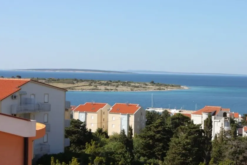 One bedroom apartment with balcony and sea view Novalja (Pag) (A-6341-e) - Image 1