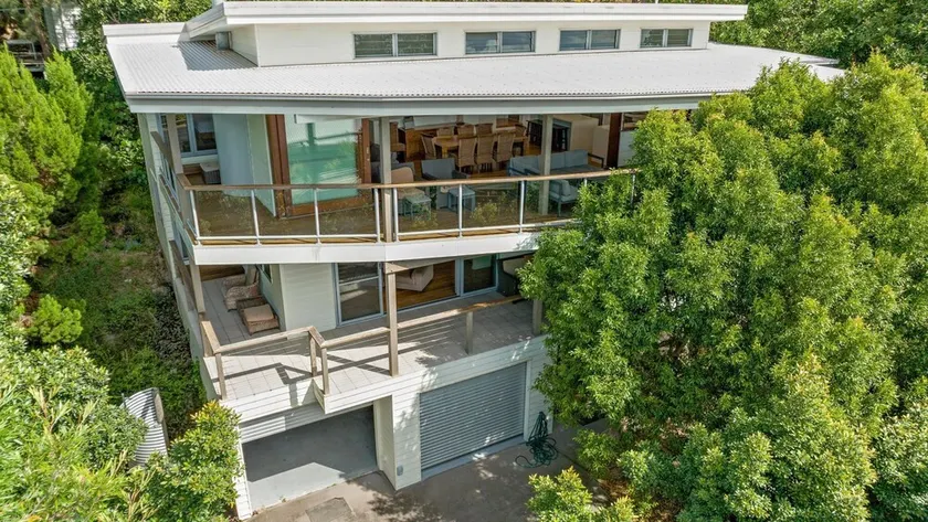 Seagrass Beach House - Image 1