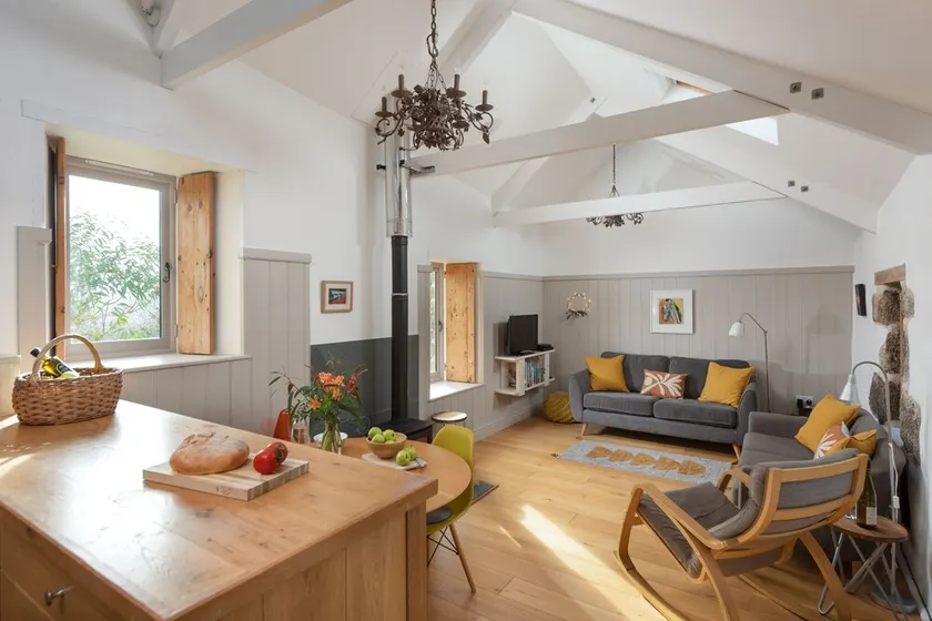Idyllic rural retreat with parking , near Porthcurno,  Minack Theatre, Beaches - Image 1