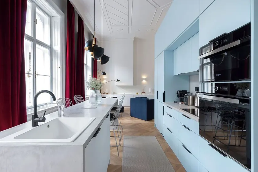 Brand new chic flat by the Great Market Hall - Image 1