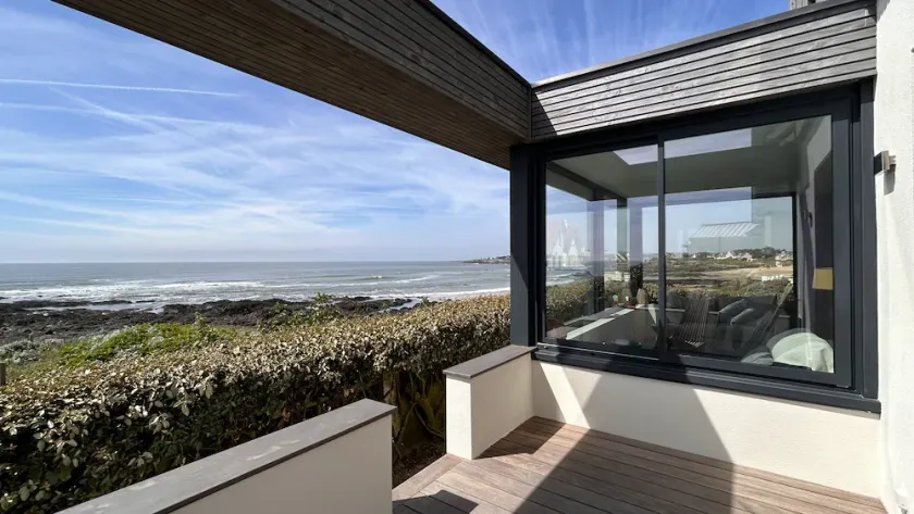 Maison Avec Vue Panoramique sur L'océan - Image 1