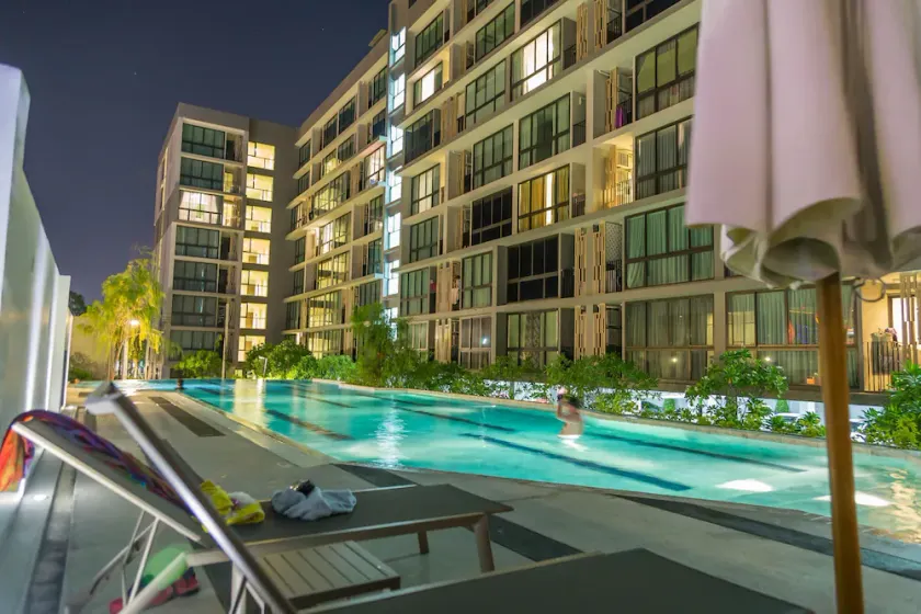 High Speed WiFi Nature Light Bright and Clean Apartment - Image 1