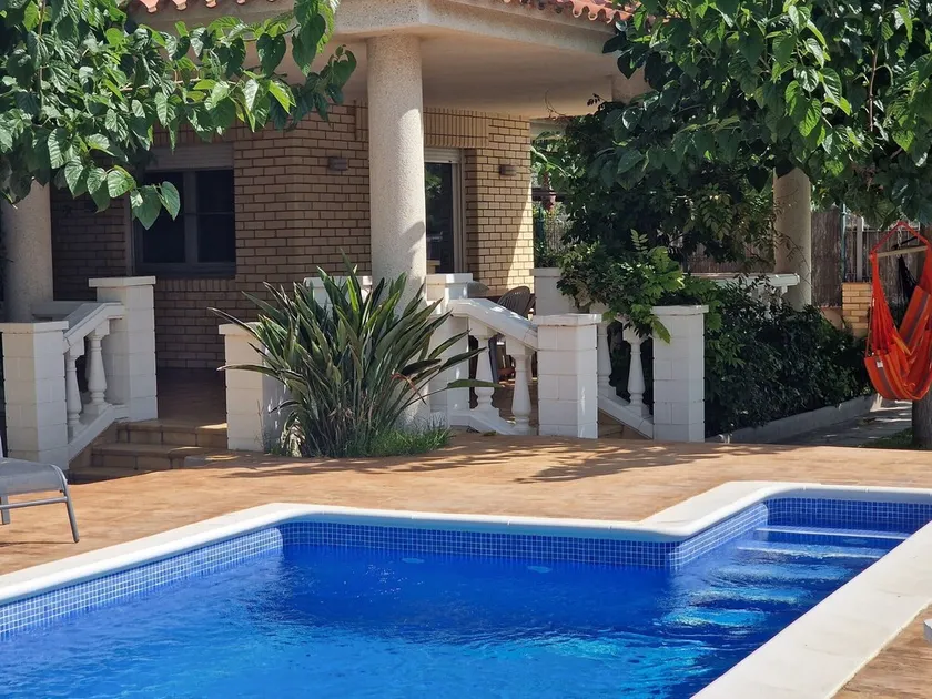 Spaziosa casa totalmente attrezzata con barbecue, giardino e piscina privata | Accetta animali domestici - Image 1