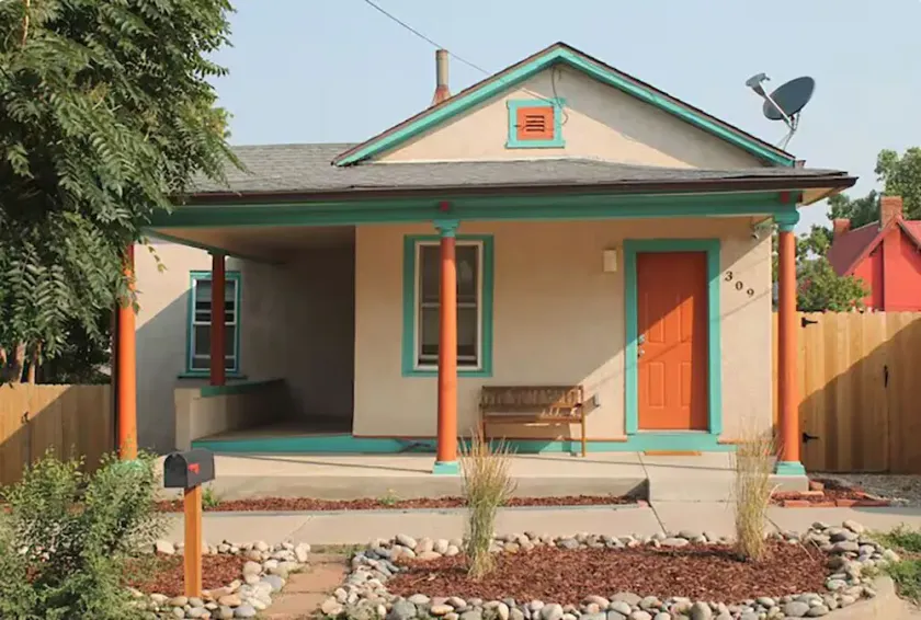 Charmer on 2nd - Beautiful home 2 blocks from Main - Image 1