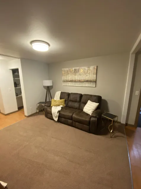 Chehalis upstairs 2 bd 2 bath apartment - Image 1
