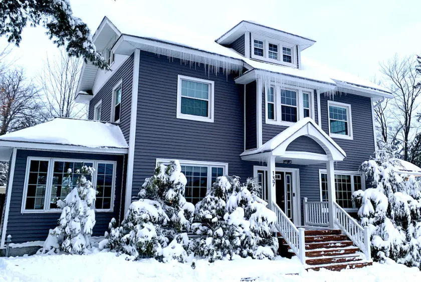 Modern Family Retreat, Steps to Mirror Lake/Main St, Hot Tub, Game Room, Deck - Image 1