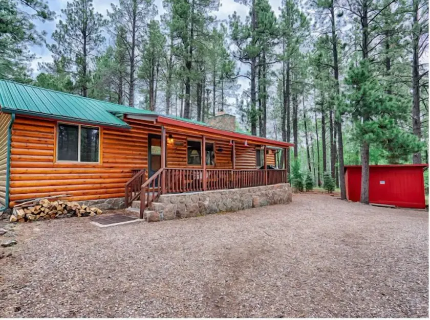 Morning Glory Cabin in Greer - Image 1