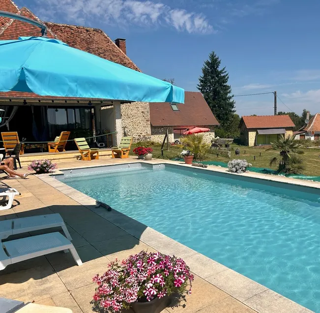 Gîte Cosy Forme Et Bien-être avec piscine partagée, Wi-Fi et climatisation - Image 1