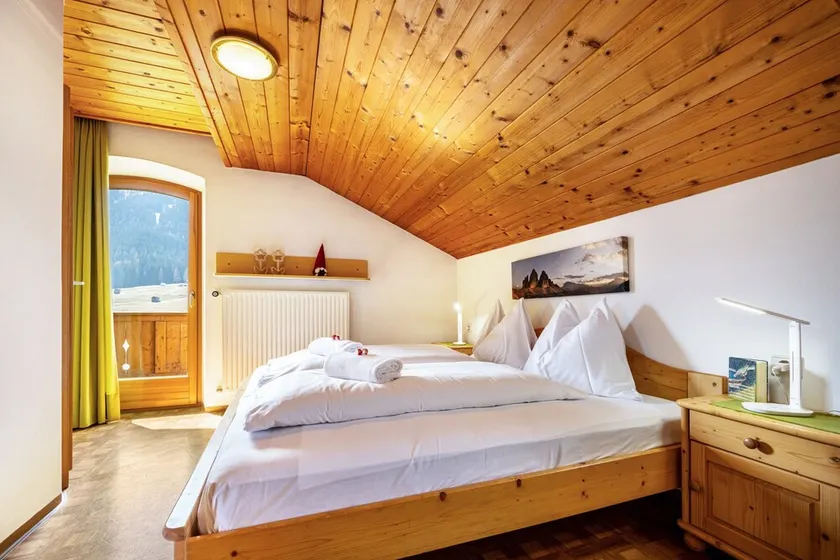 Holiday Apartment \"Manuel's App Watschinger Alpenrose\" with Mountain View, Balcony & Wi-Fi - Image 1