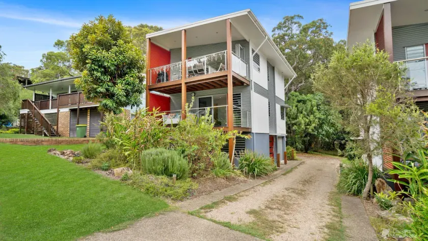Allora 1 by Discover Stradbroke - Image 1
