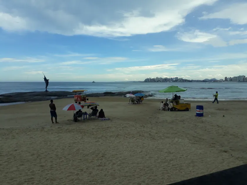 Excellent Apartment on Av.Beira Mar!  Close to everything in front of the beach!! - Image 1