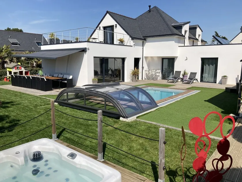 5-stjernet villa 100 m strand, 18 personer, swimmingpool, spa, biografrum - Image 1