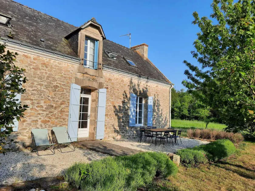 Charming & quiet house 1 km from the sea – near Carnac, Quiberon & Lorient - Image 1