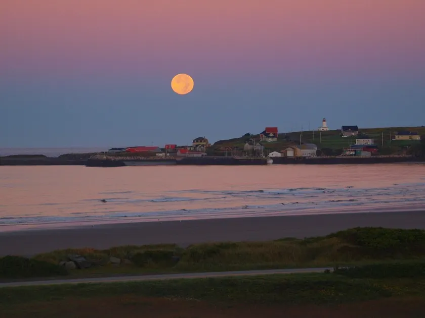 Waterfront Acadian Home on Mavillette Beach at Cape St. Marys - Image 1