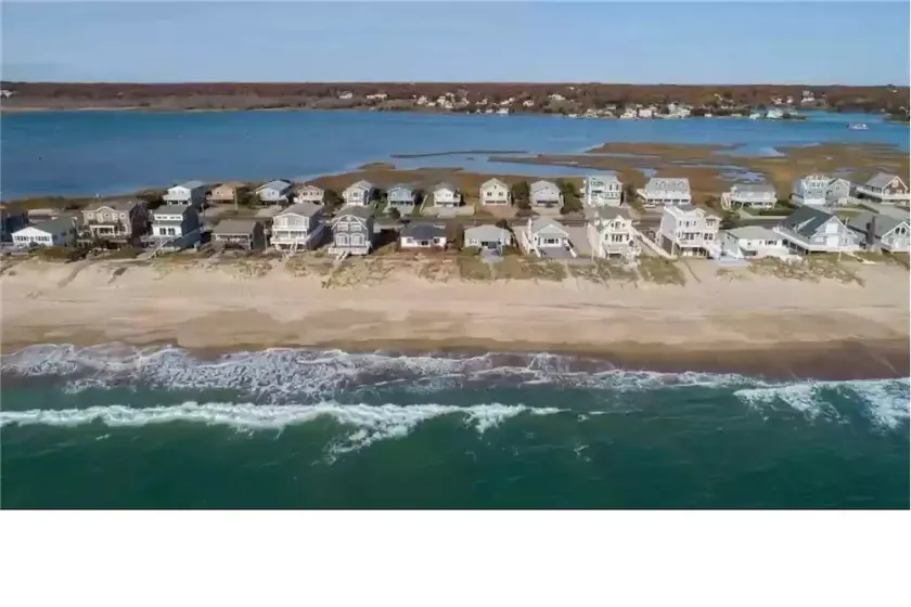 Relaxing Nestled btw Watch Hill & Weekapaug! BEACH, waterviews, newly renovated - Image 1