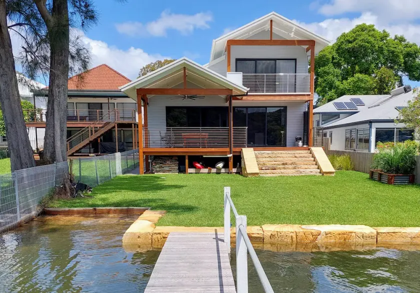 Private Waterfront Jetty Retreat - Image 1