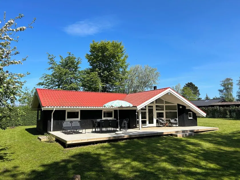 Summer House At Fyns Hoved - Image 1