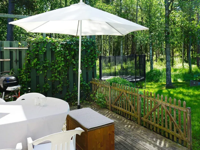 4 Sterne Ferienhaus in Ekerö - Image 1