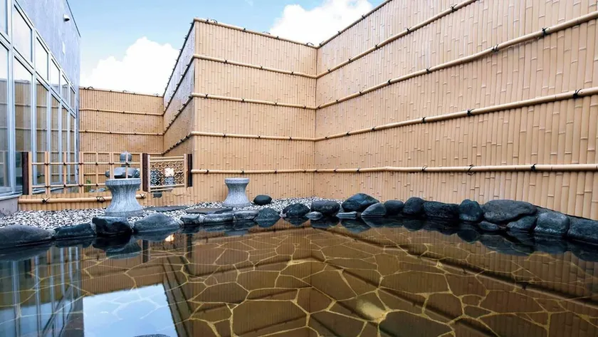 Hotel Utsukushi no Yu Onsen - Image 1