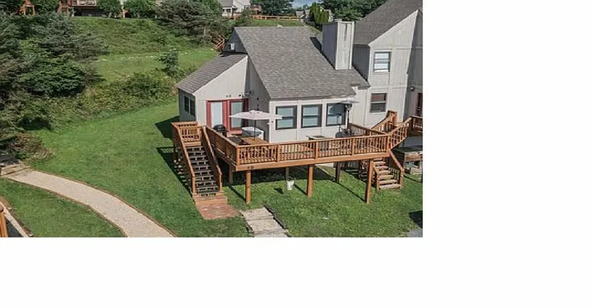 In the Heart of Deep Creek, Wood Fire, steps Lake, Coffee, Pizza, minutes Whisp, - Image 1