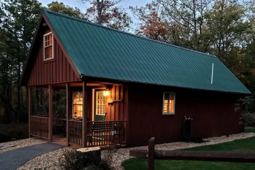 Modern, Private Cabin 20 Minutes From Penn State, Breakfast Items Included - Image 1