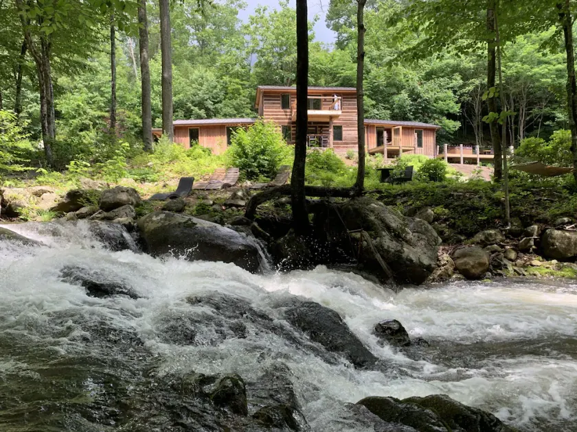Cabin By The Falls - Image 1