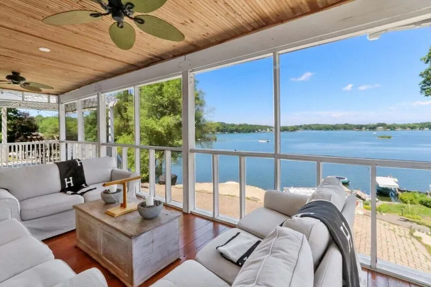 The Mill-Lauderdale Lakes Getaway |Breathtaking Views |Kayaks |15 Minutes to Skiing |Pier |Firepit - Image 1
