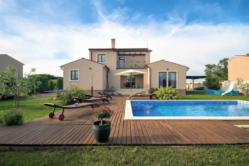 Beautiful Istrian stone made villa with pool and garden surrounded by nature - Image 1