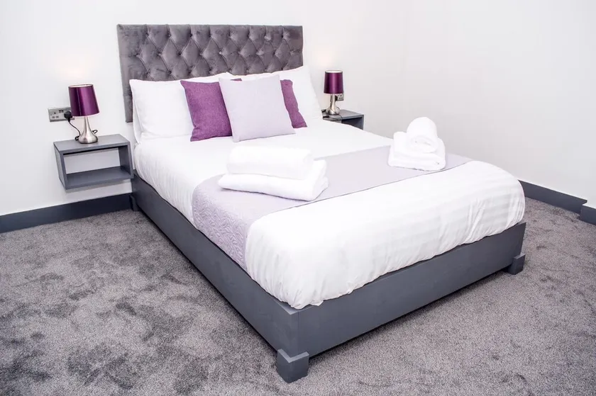 Luxury homestay in Birmingham - Image 1