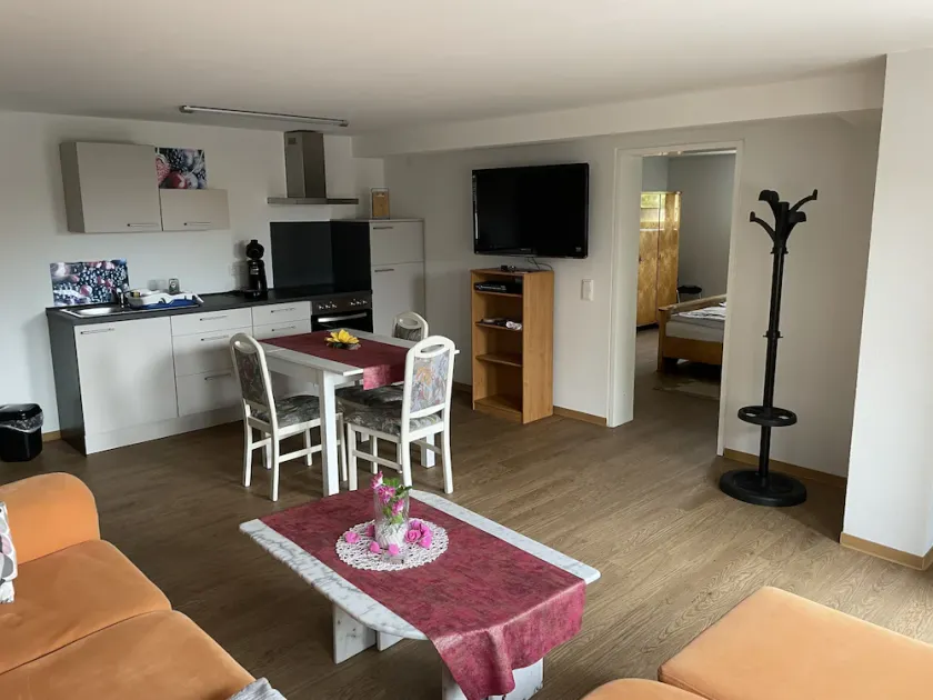 Vacation apartment in the countryside - Image 1