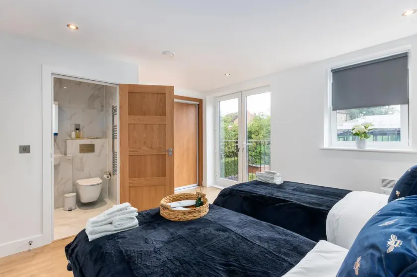 Flat  3 Saarb Apartments - Image 1