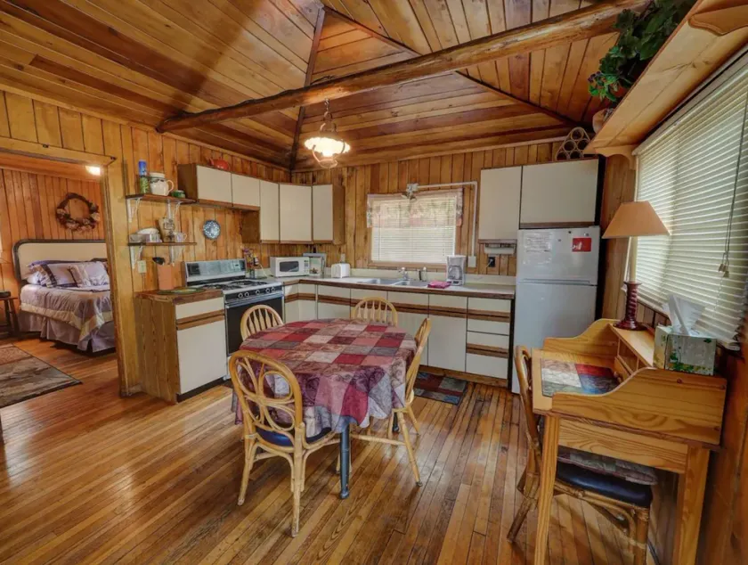 Cabin in the Village - Image 1