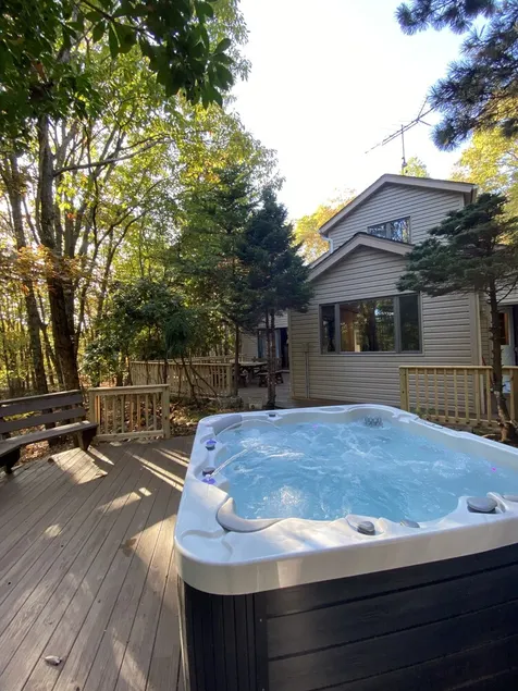 Serendipity, Sauna,Swimming Pool & Hot Tube, billiard, Secluded - Image 1