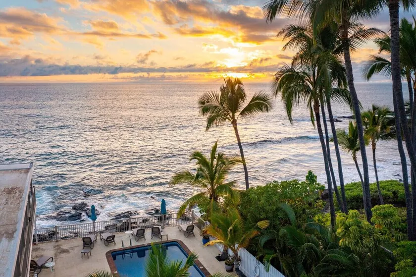 Ocean Sunsets and Waking Up to the Sounds of Waves - Image 1