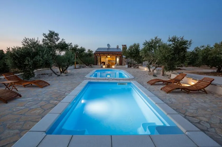 Öko-Villa Solus mit zwei Pools - Image 1