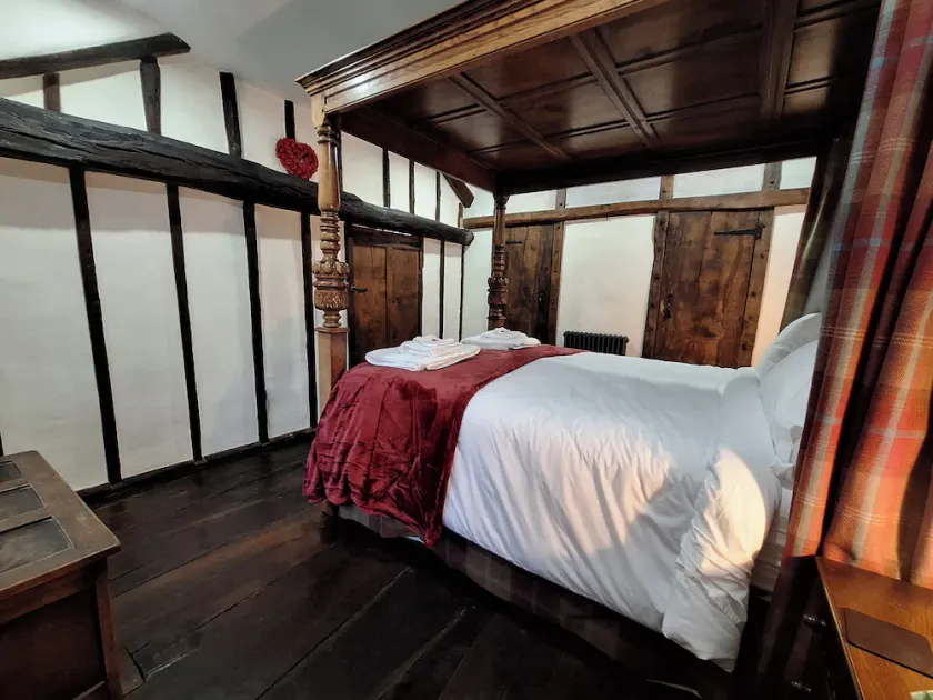 Field House Lodge - Image 1