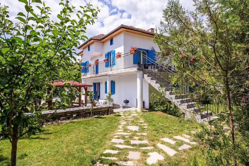 House 04 Bedrooms 04 Bathrooms With Pool and View on Pirin Mountain! - Image 1