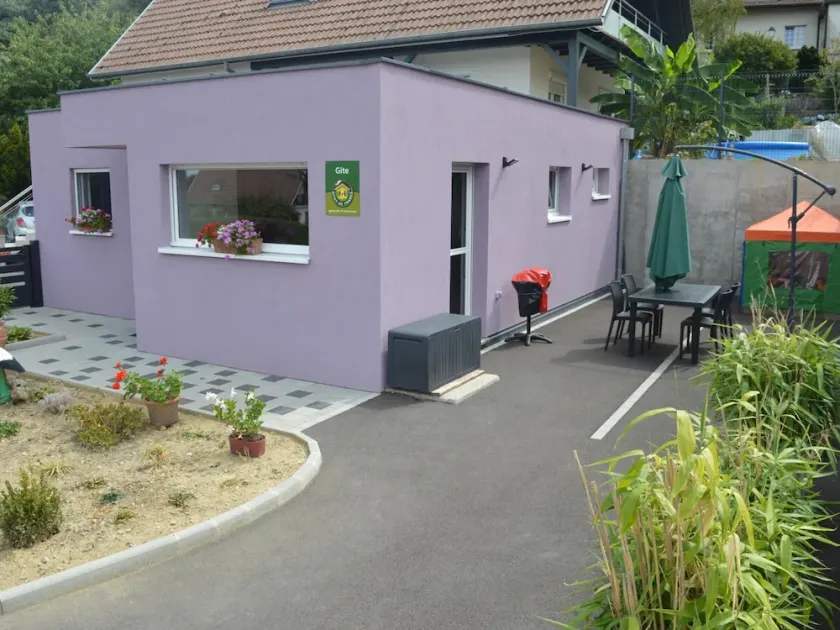 Gîte familial tout confort à Altkirch - Terrasse, jardin, parking, proche pistes cyclables et randos - FR-1-744-5 - Image 1