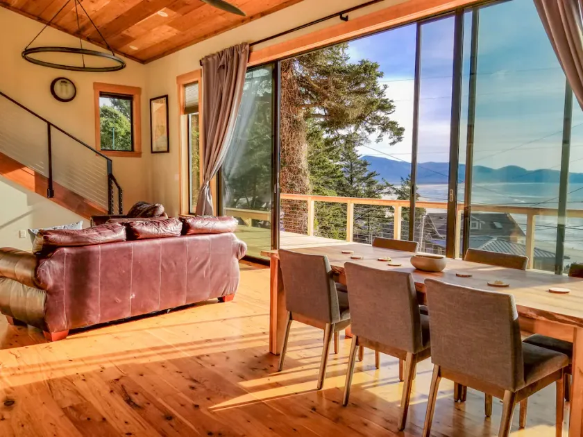 Neu renoviert, makellos Meerblick nach Hause. Zu Fuß zum Strand! - Image 1