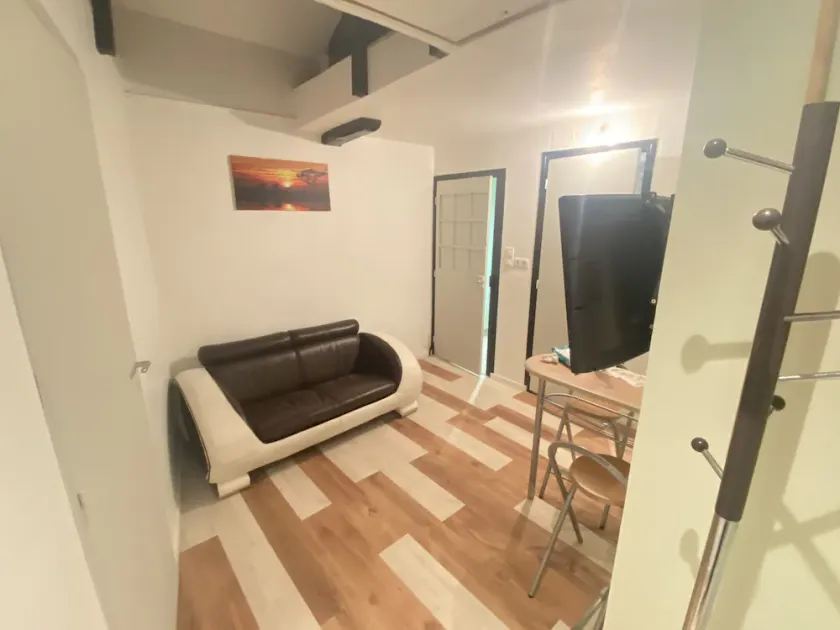 Jolie Studio meublé à 15 minutes d’Etampes et à proximité de tout commerce ! - Image 1