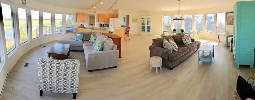 Family friendly home w/  360 views of the bay and wild life preserve - Image 1