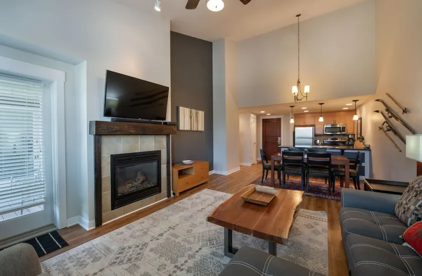 Cozy Fraser Crossing Founders Pointe Studio Condo Close to Mountain condo - Image 1