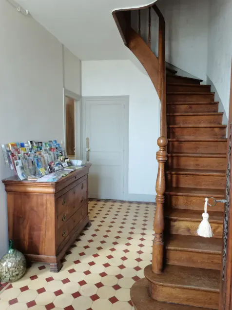 Chambre D'hôtes de Charme Dans Village Troglodytique : La Chambre du Poète - Image 1
