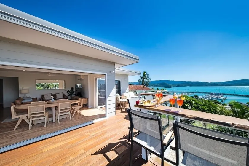 4 Bedroom Home  with Panoramic Ocean Views and pool - Image 1