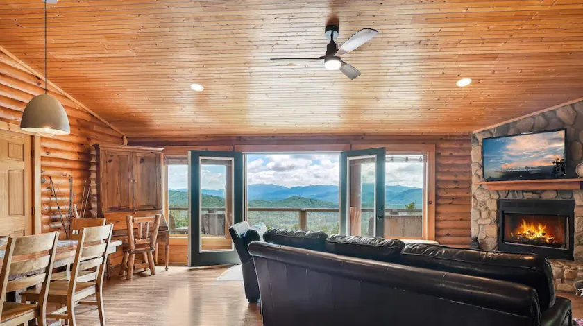 Mountaintop Log Cabin-Extraordinary Views! Hot Tub-20 Minutes To Downtown AVL - Image 1