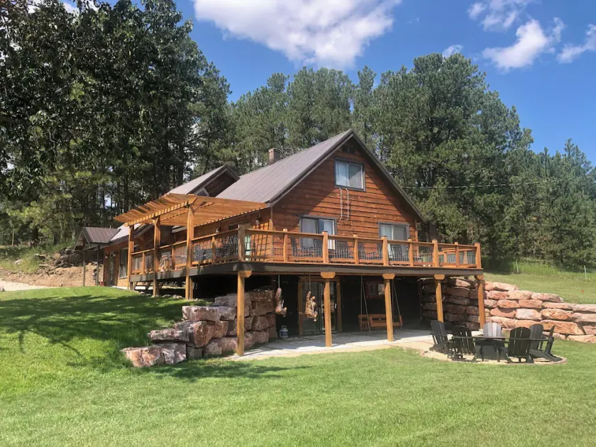 Pinetree Cabin - 4 king beds, stunning views - Image 1