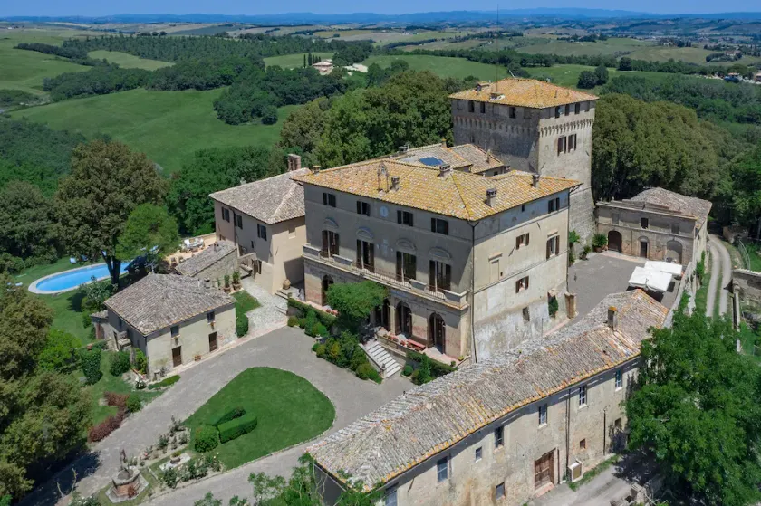 Castelnuovo Tancredi Castle - Fully Serviced Private Estate - Image 1