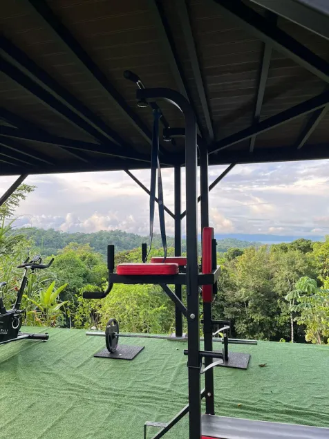 Maze Lodge - Image 1