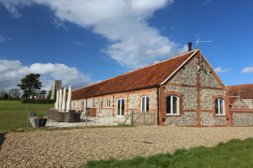 Five Star, Gold Awarded, Barn Conversion In Beautiful Norfolk Hamlet - Image 1